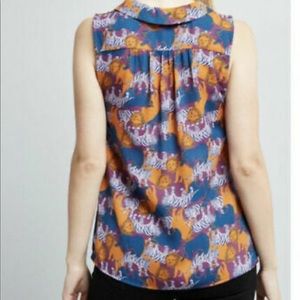 New Modcloth Tiger Lion Panther Print Sleeveless Top Blouse Shirt Size M